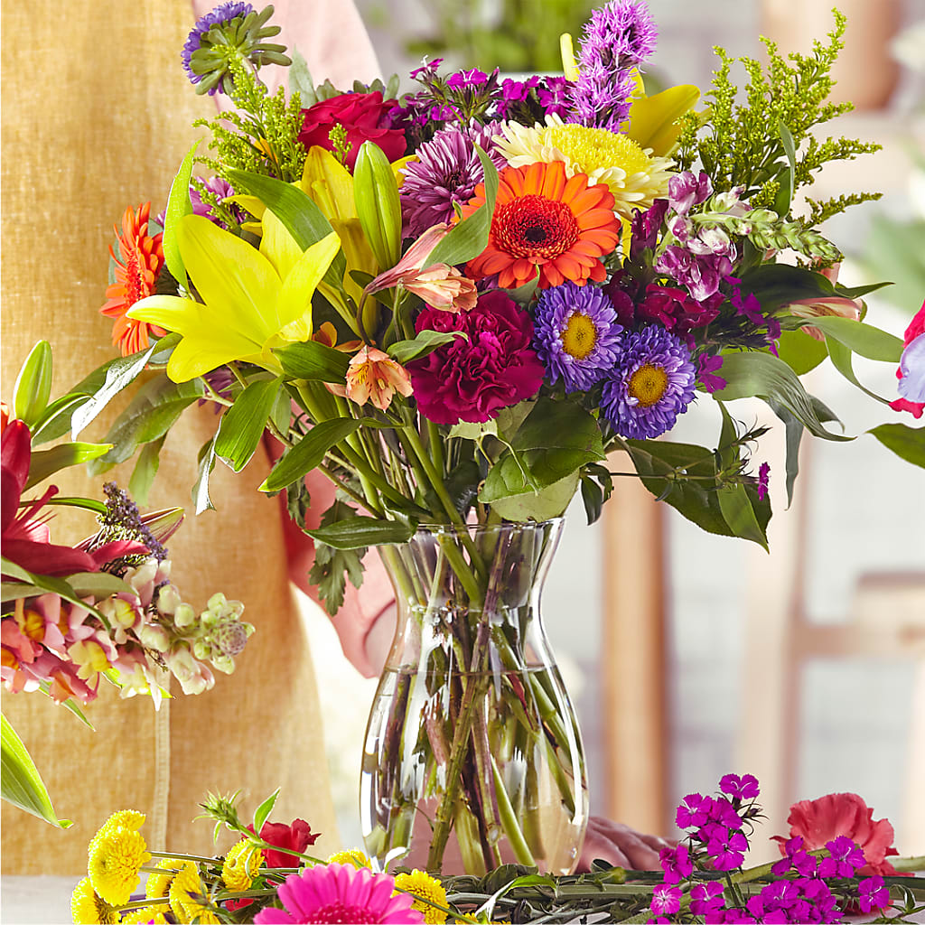 Bold & Bright – A Florist Original – Farmington Center Florist Inc, Farmington MI