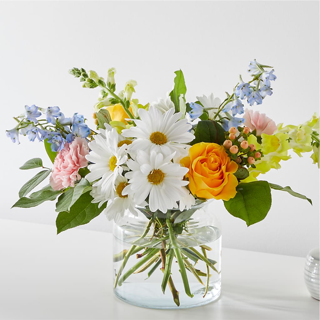 Sun Salutation Bouquet – Farmington Center Florist Inc, Farmington MI
