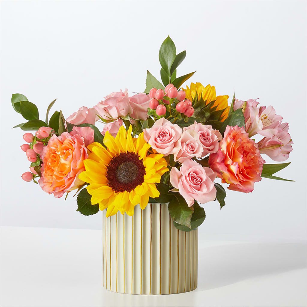 Sun's Out Bouquet – Farmington Center Florist Inc, Farmington MI