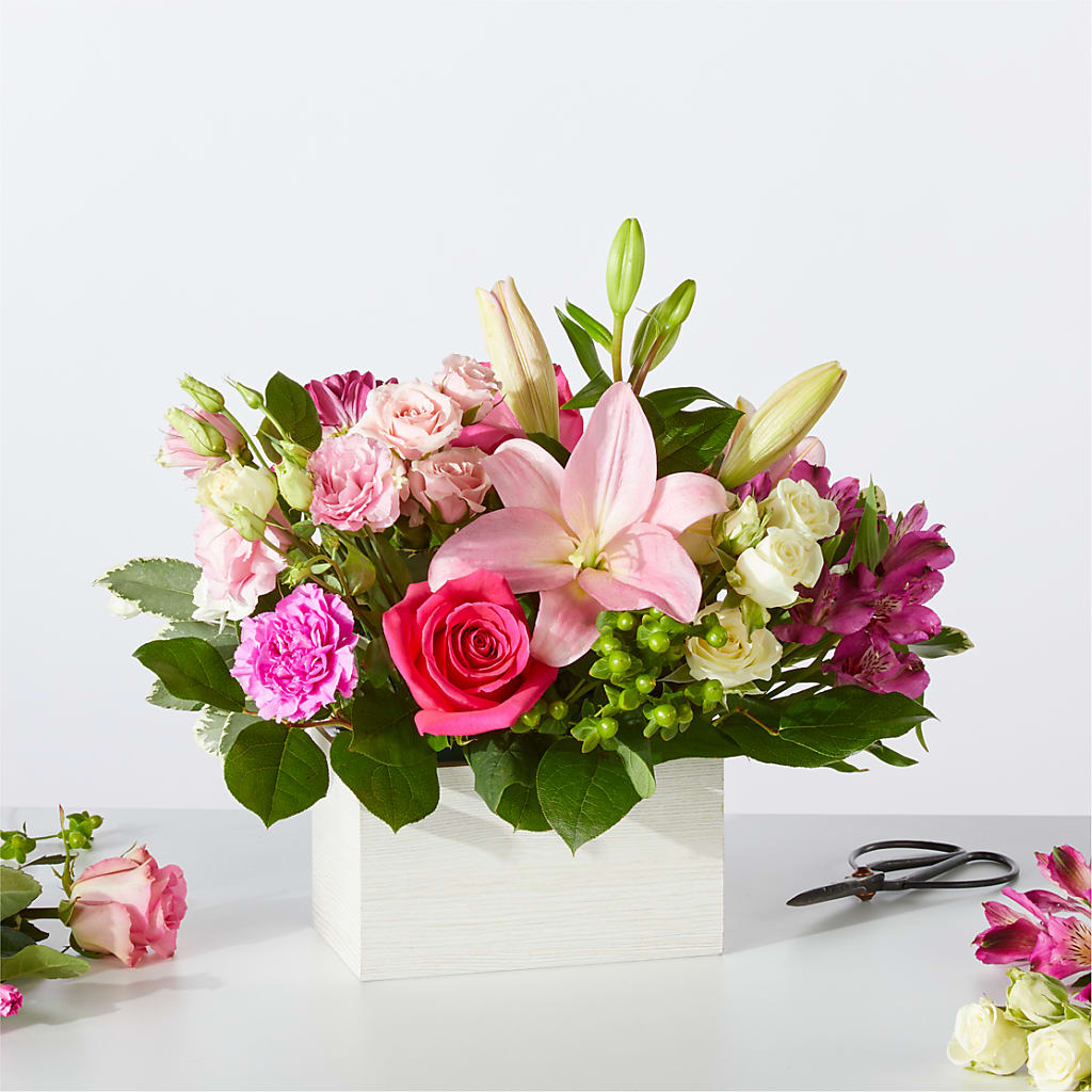 Sweetberry Box – A Florist Original – Farmington Center Florist Inc, Farmington MI