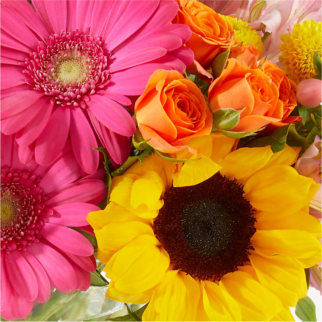 Florist Original Mixed Bouquet – Farmington Center Florist Inc, Farmington MI