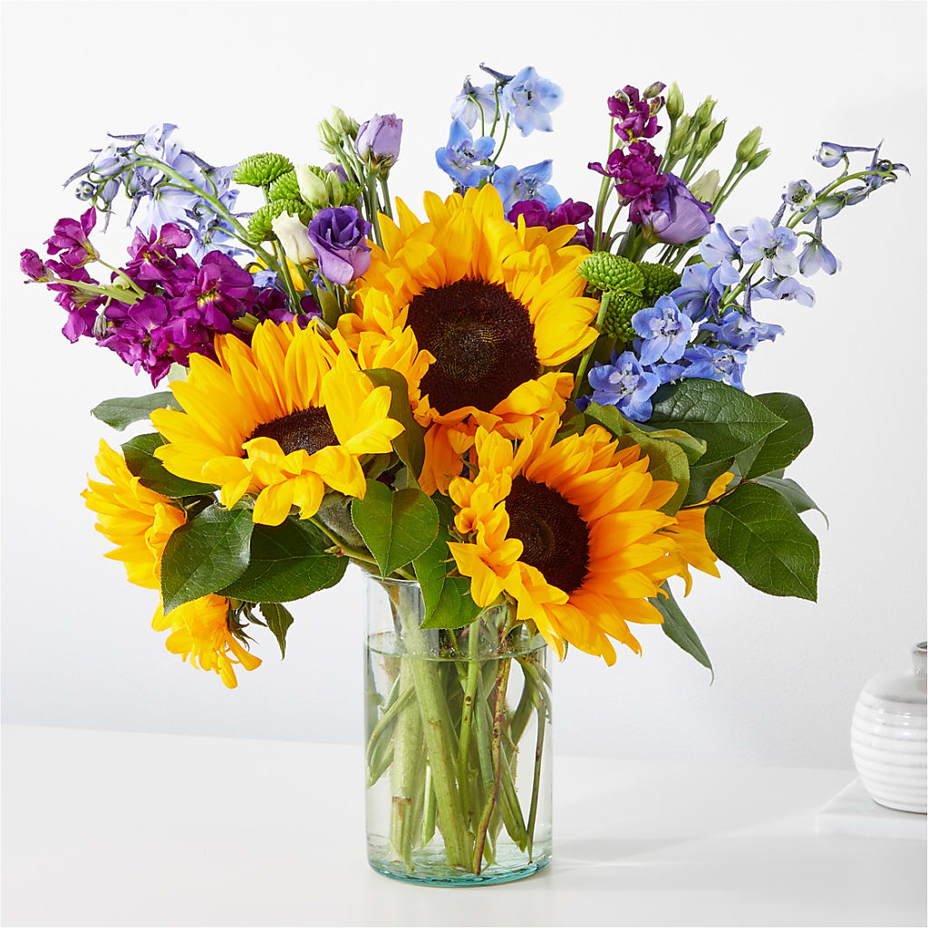 Catching Rays Bouquet – Farmington Center Florist Inc, Farmington MI