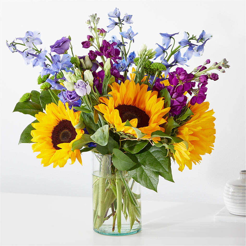 Catching Rays Bouquet – Farmington Center Florist Inc, Farmington MI