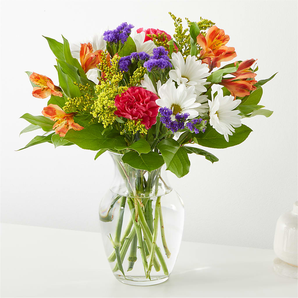 Oopsie Daisy Bouquet – Farmington Center Florist Inc, Farmington MI