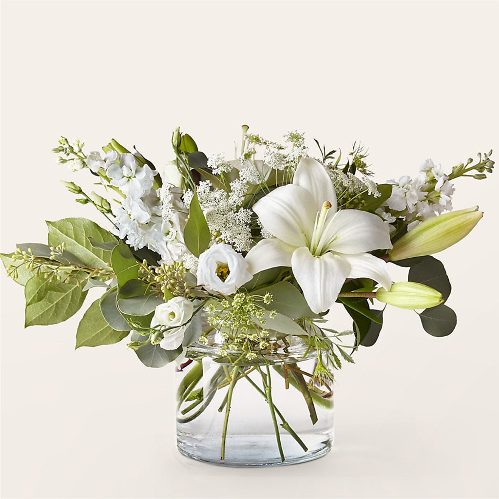 Alluring Elegance Bouquet – Farmington Center Florist Inc, Farmington MI