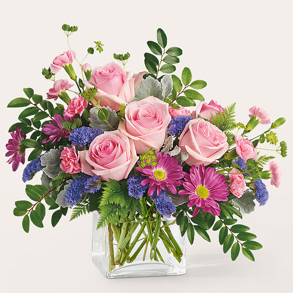Starlet Bouquet – Farmington Center Florist Inc, Farmington MI