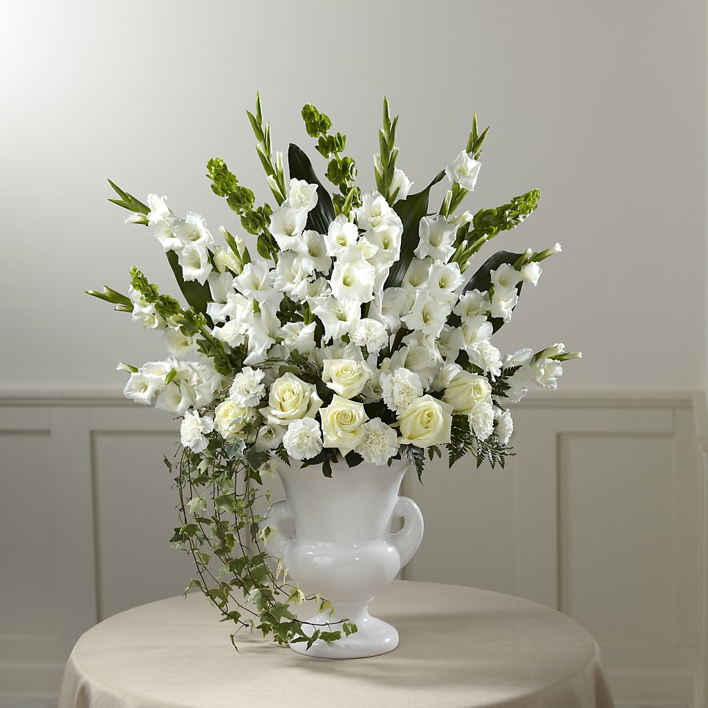 Fond Reflections Arrangement – Farmington Center Florist Inc, Farmington MI