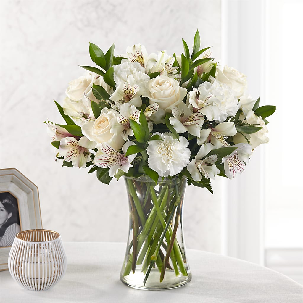 Cherished Friend Bouquet – Farmington Center Florist Inc, Farmington MI