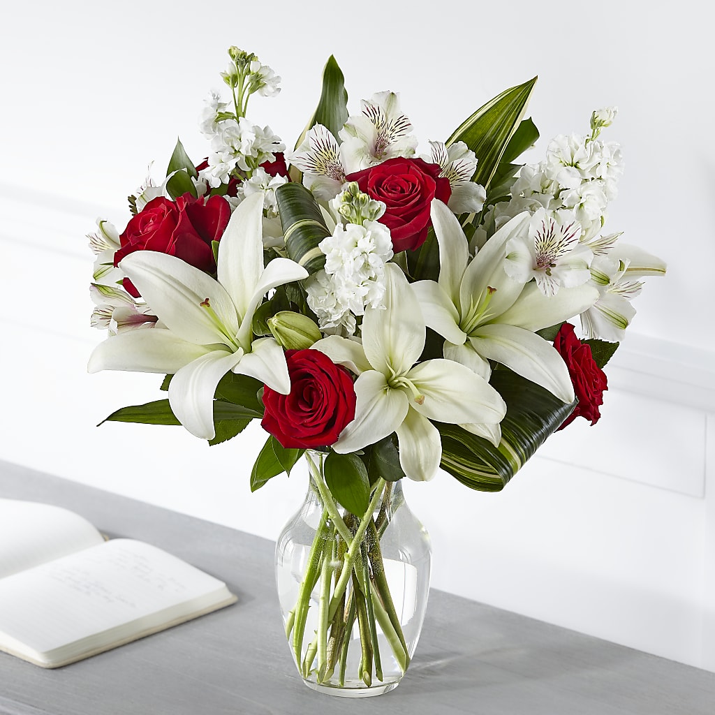 Loving Respect Bouquet – Farmington Center Florist Inc, Farmington MI