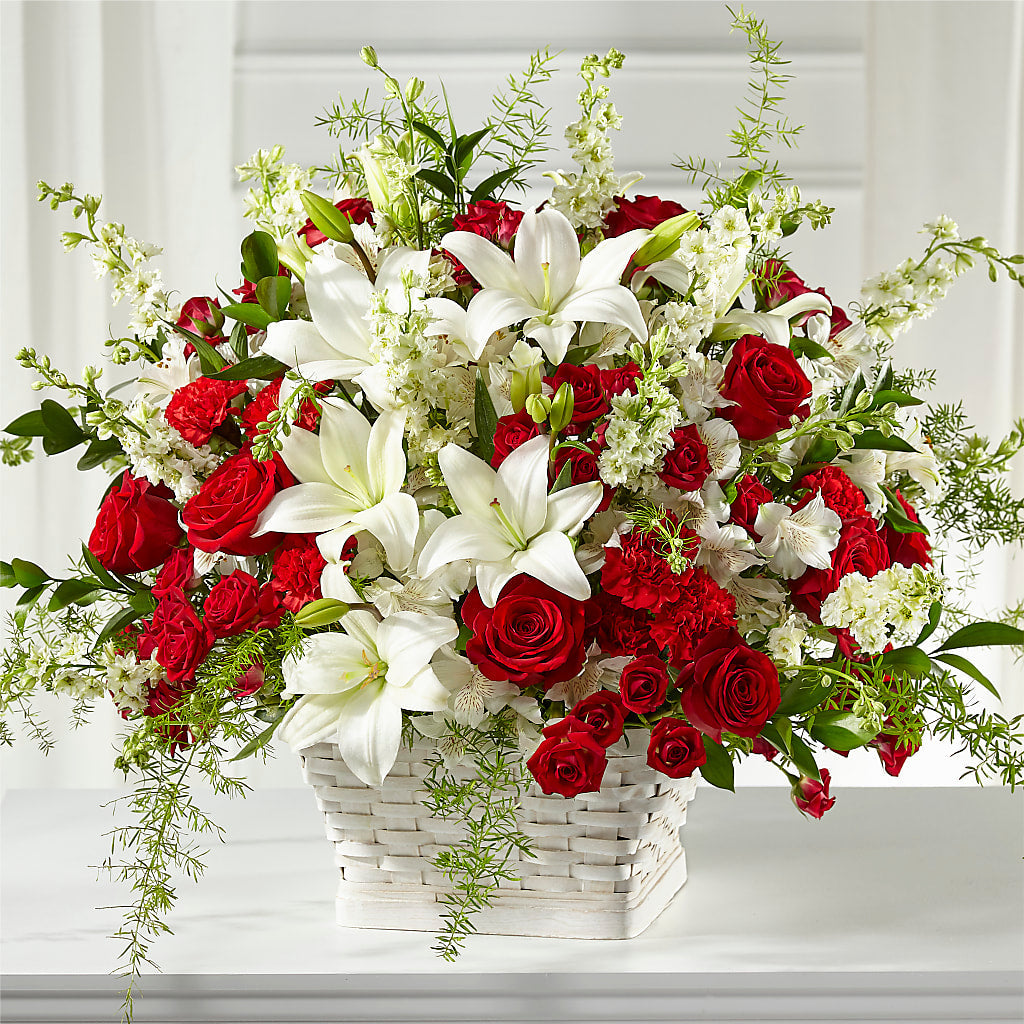 Sentiments of Love Arrangement – Farmington Center Florist Inc, Farmington MI