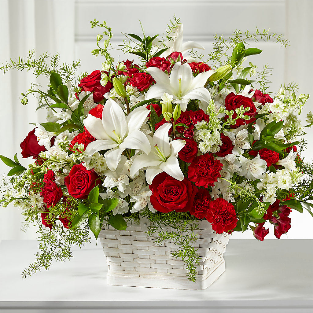 Sentiments of Love Arrangement – Farmington Center Florist Inc, Farmington MI