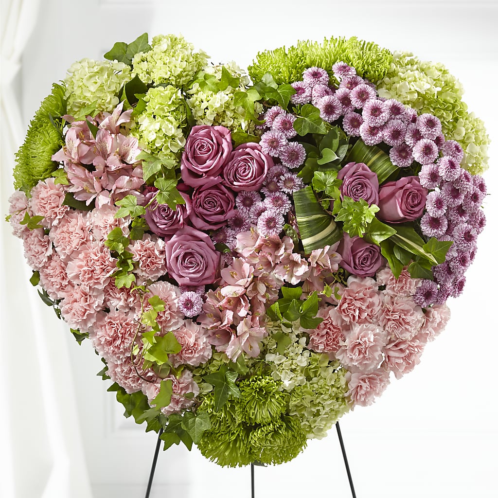 Heartwarming Standing Heart – Farmington Center Florist Inc, Farmington MI