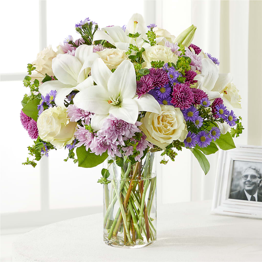 Wishing Peace Bouquet – Farmington Center Florist Inc, Farmington MI