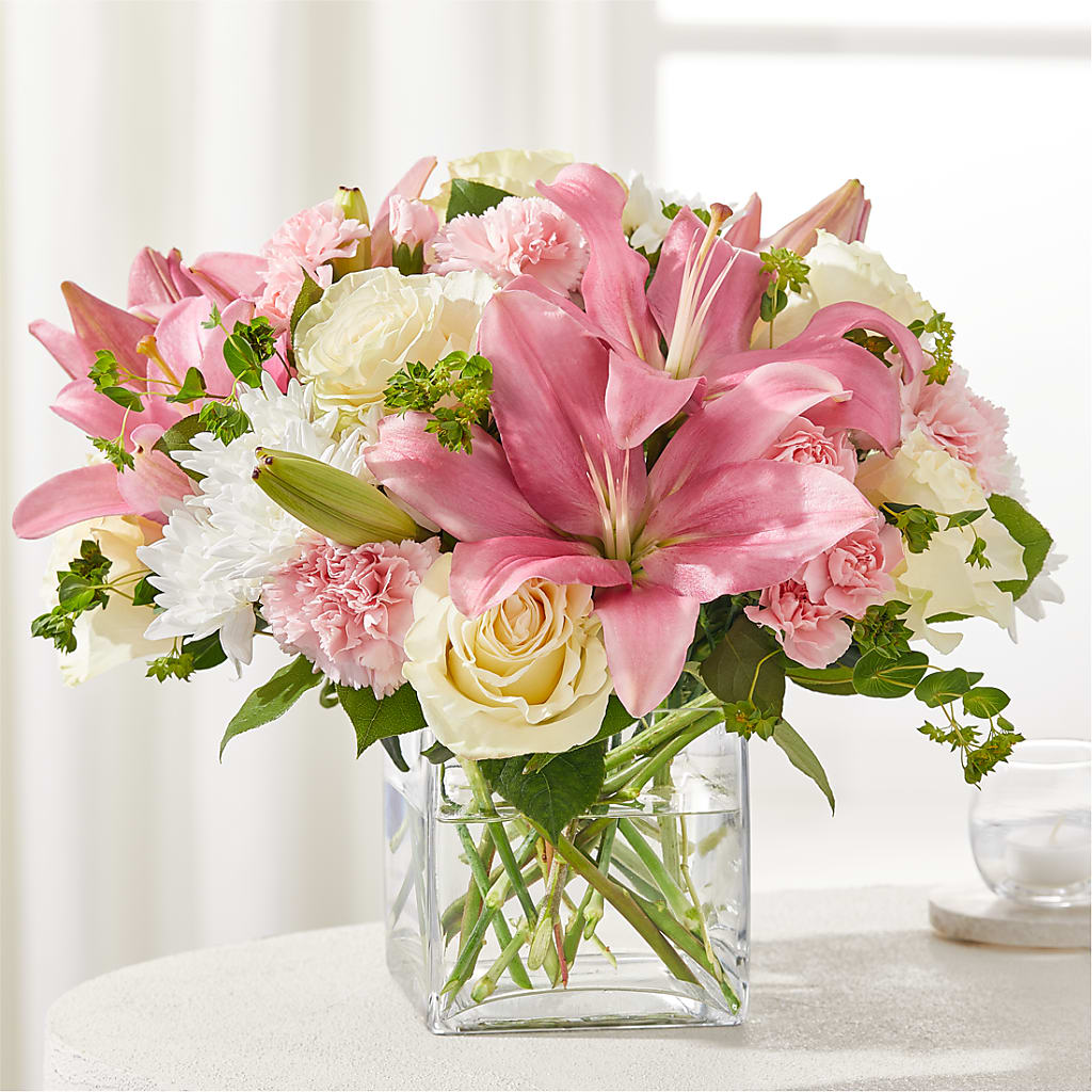 By Your Side Bouquet – Farmington Center Florist Inc, Farmington MI