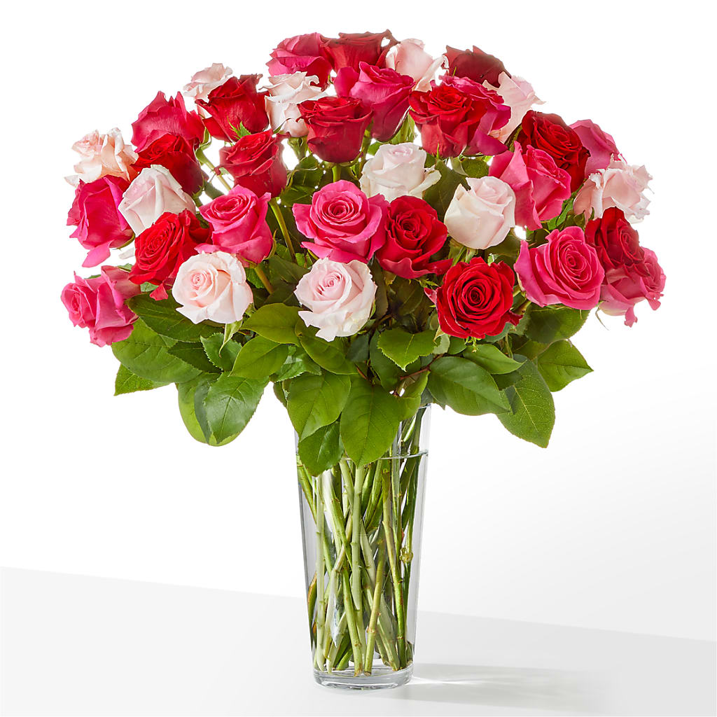 Charming Rose Bouquet – Farmington Center Florist Inc, Farmington MI