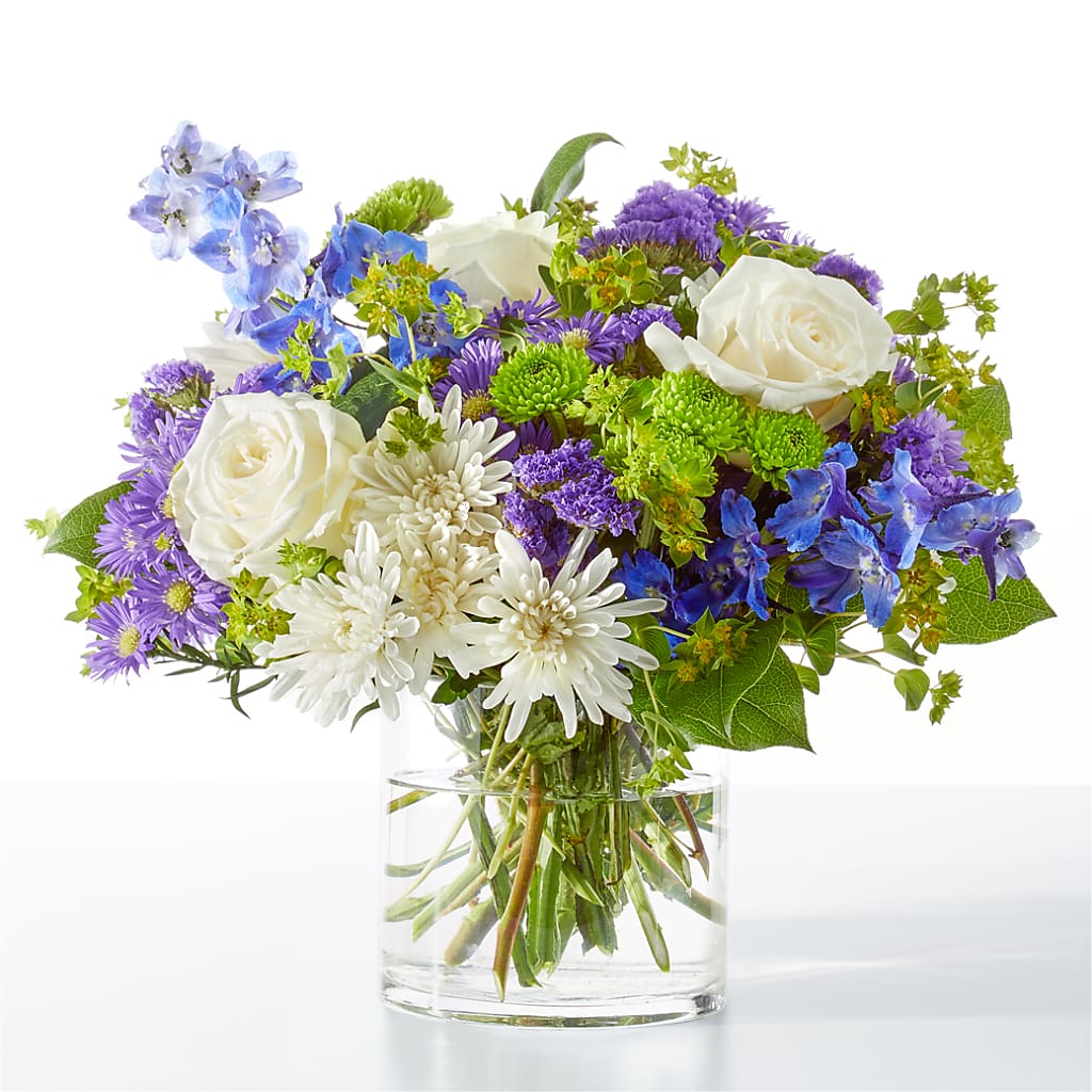 Genuine Gestures Bouquet – Farmington Center Florist Inc, Farmington MI