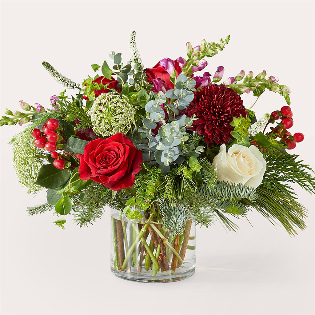 Cranberry Fizz Bouquet – Farmington Center Florist Inc, Farmington MI