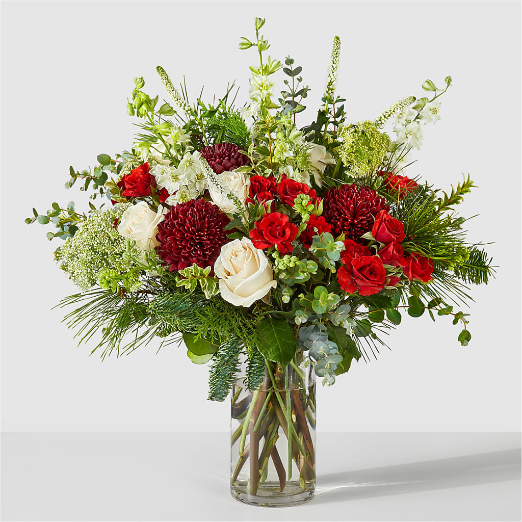 Favorite Traditions Bouquet – Farmington Center Florist Inc, Farmington MI