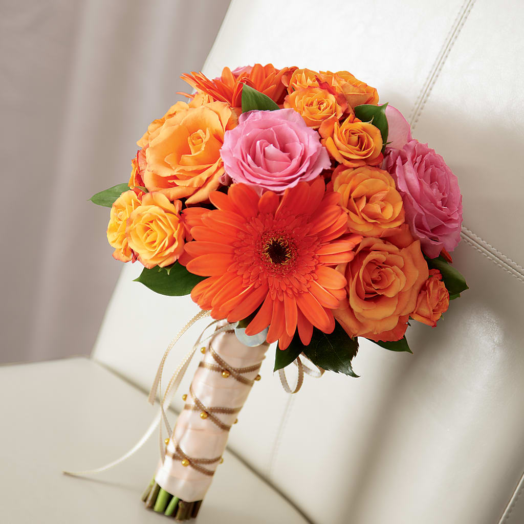 Lifetime of Love Bouquet – Farmington Center Florist Inc, Farmington MI