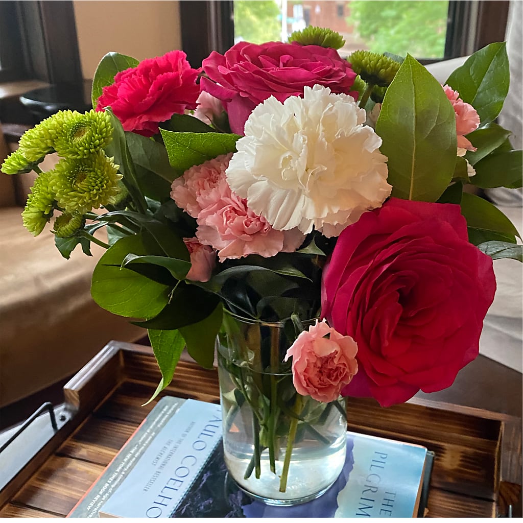 Sweet & Pretty Bouquet –  Farmington Center Florist Inc, Farmington MI