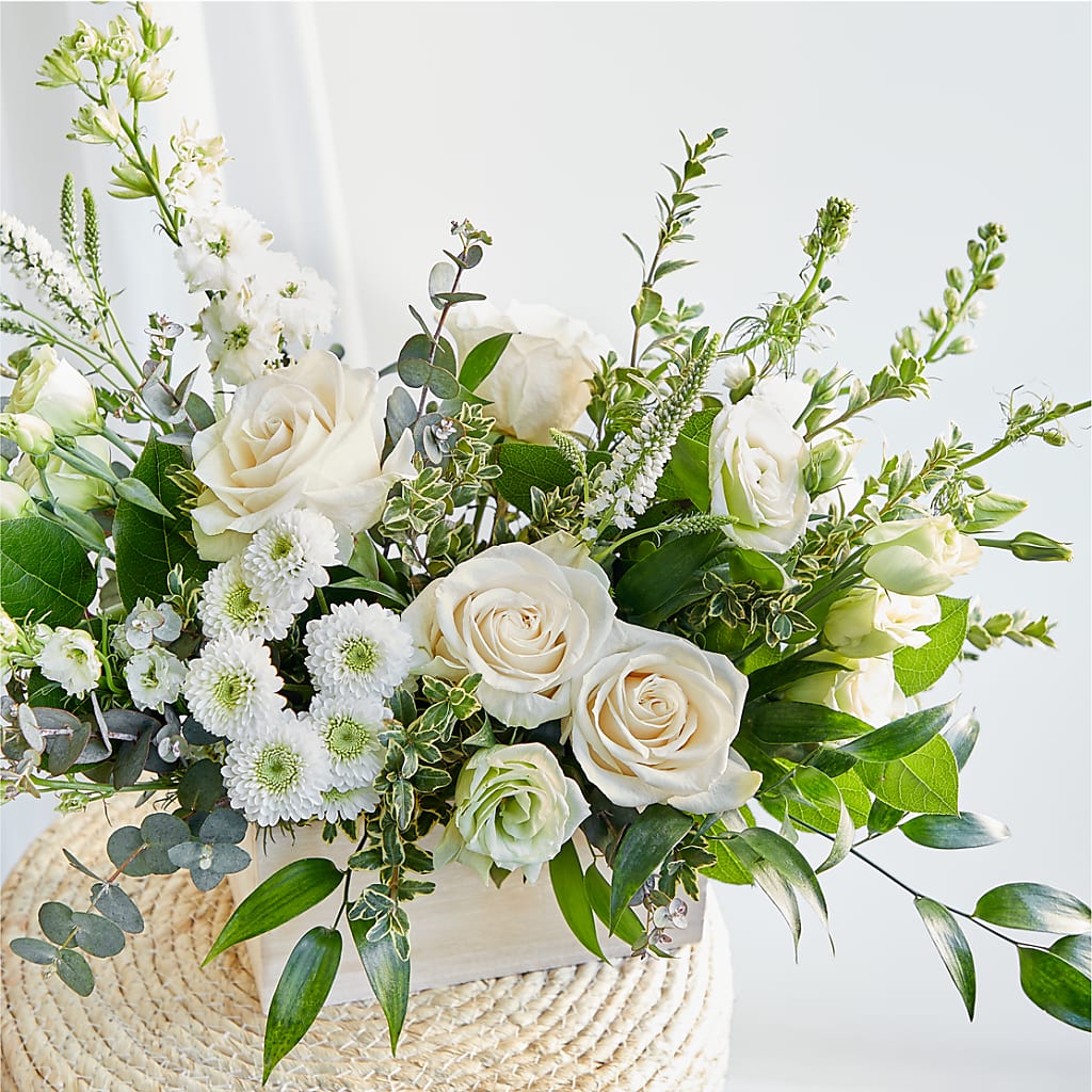 Cashmere Bouquet –  Farmington Center Florist Inc, Farmington MI