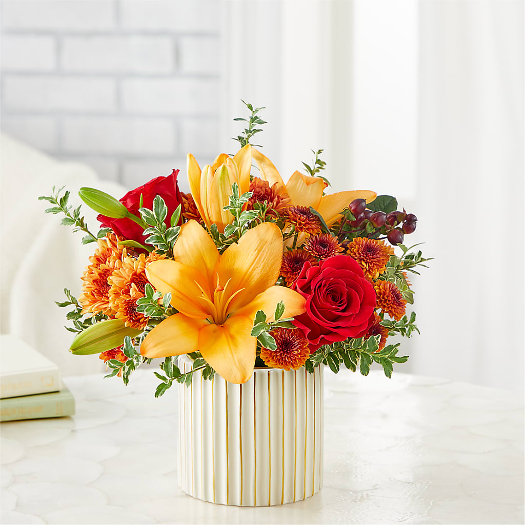 Scarlet Skies Bouquet –  Farmington Center Florist Inc, Farmington MI