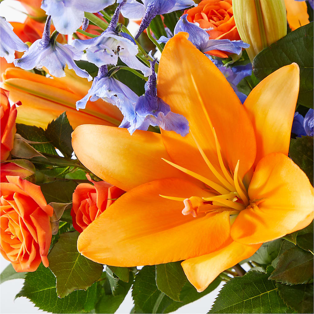Radiant Citrus Bouquet –  Farmington Center Florist Inc, Farmington MI