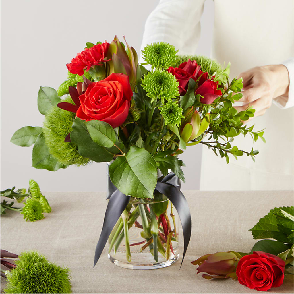 Heritage Kindle – A Florist Original –  Farmington Center Florist Inc, Farmington MI