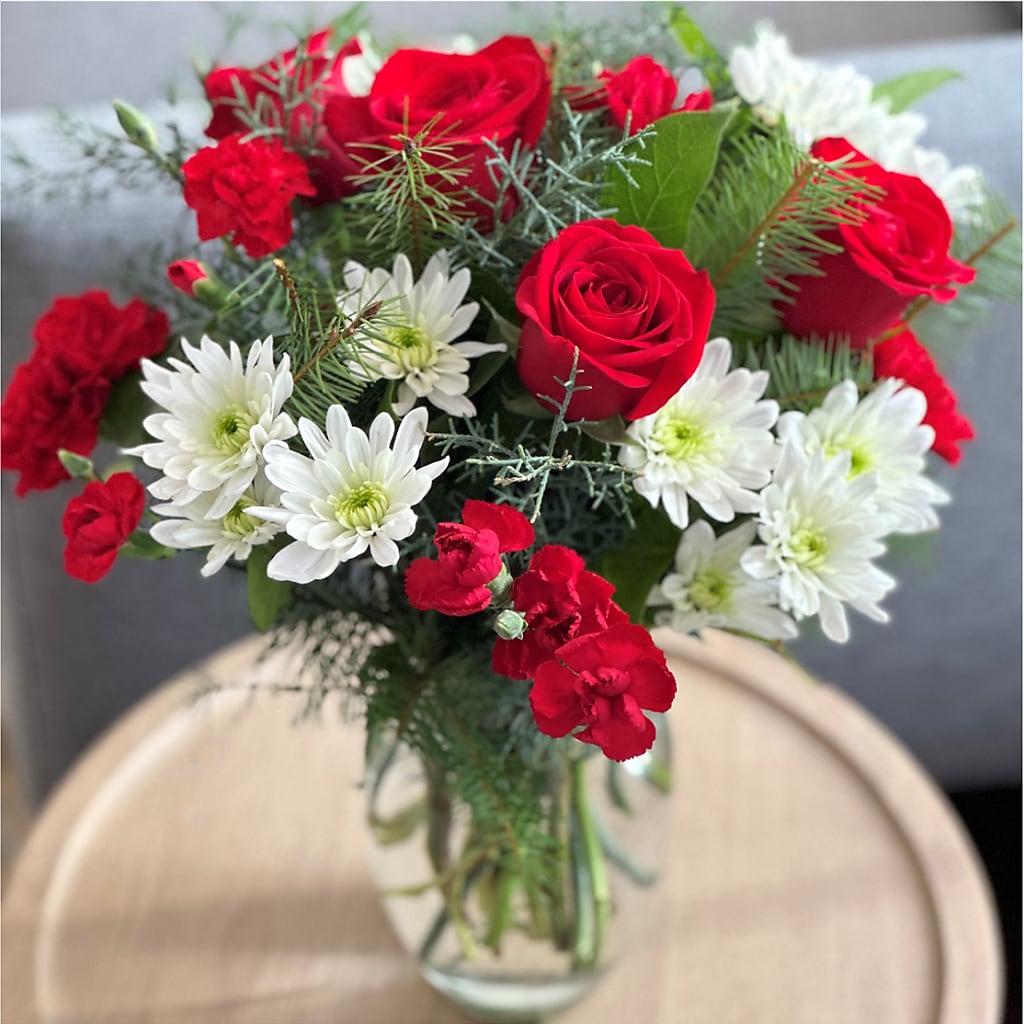 Seasonal Magic Bouquet –  Farmington Center Florist Inc, Farmington MI