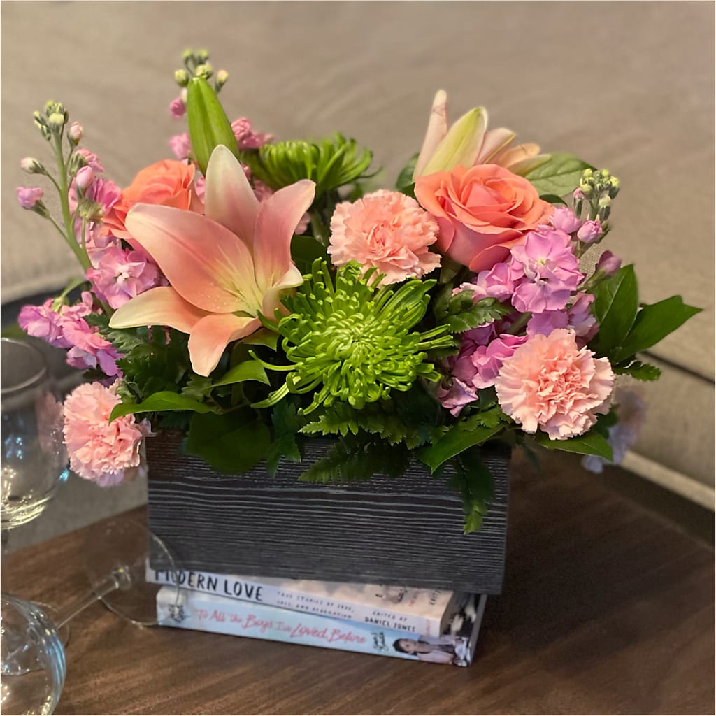 Beautiful Spirit Basket –  Farmington Center Florist Inc, Farmington MI