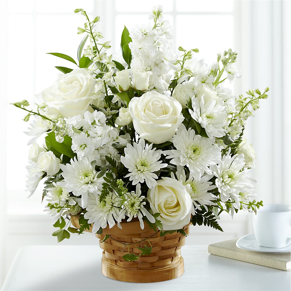 Heartfelt Condolences Arrangement –  Farmington Center Florist Inc, Farmington MI