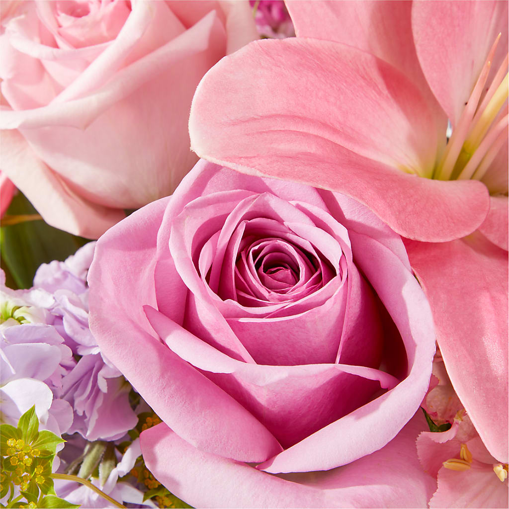 The Crown Jewel Bouquet –  Farmington Center Florist Inc, Farmington MI