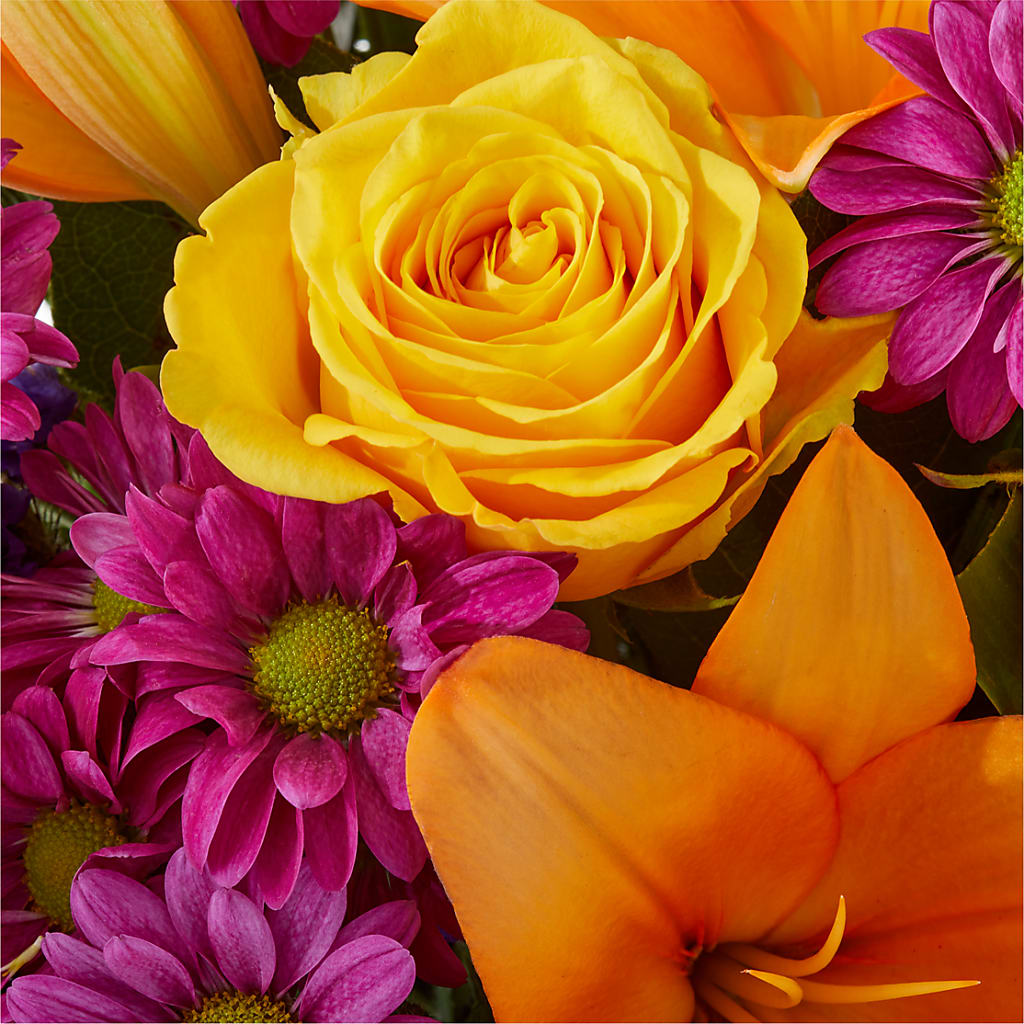 Colorful Visions Bouquet –  Farmington Center Florist Inc, Farmington MI