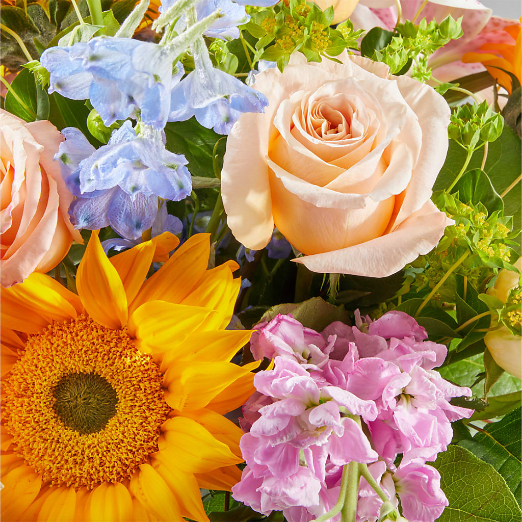 Dreamy Meadows Bouquet –  Farmington Center Florist Inc, Farmington MI
