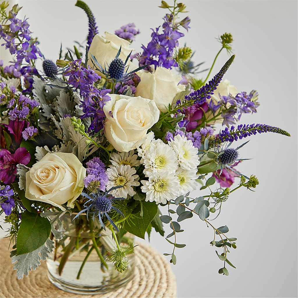 Shooting Star Bouquet –  Farmington Center Florist Inc, Farmington MI
