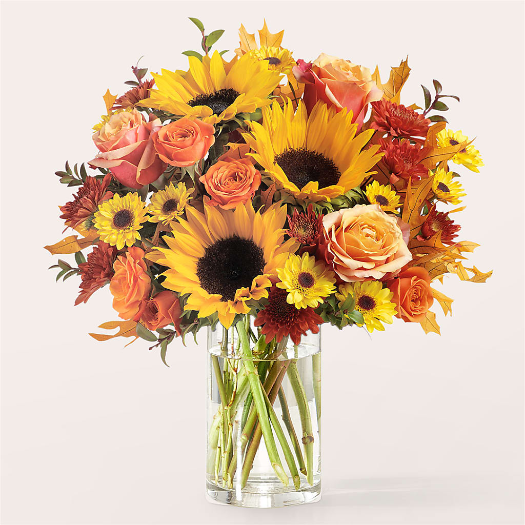 Fluttering Foliage Bouquet –  Farmington Center Florist Inc, Farmington MI